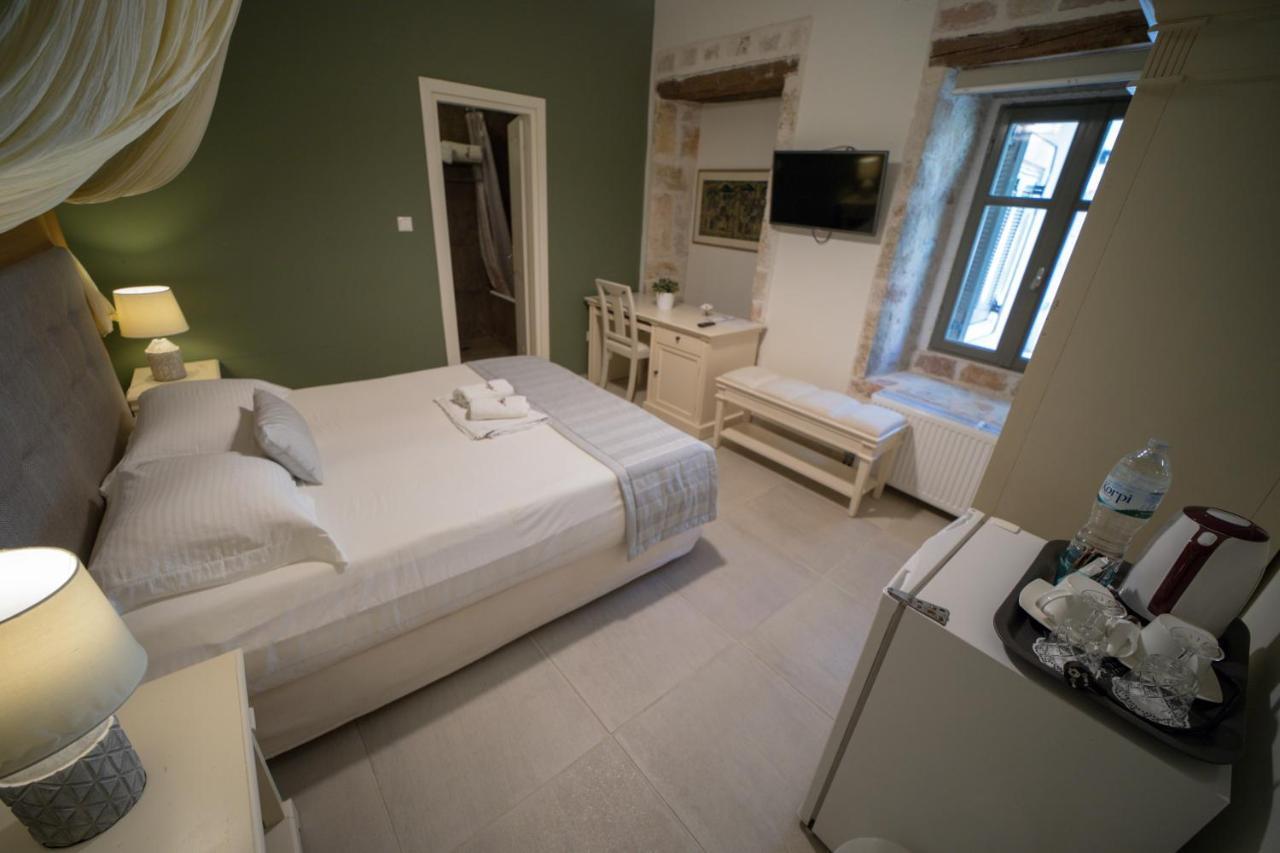 Alicelia Boutique Inn Vathy  Bagian luar foto