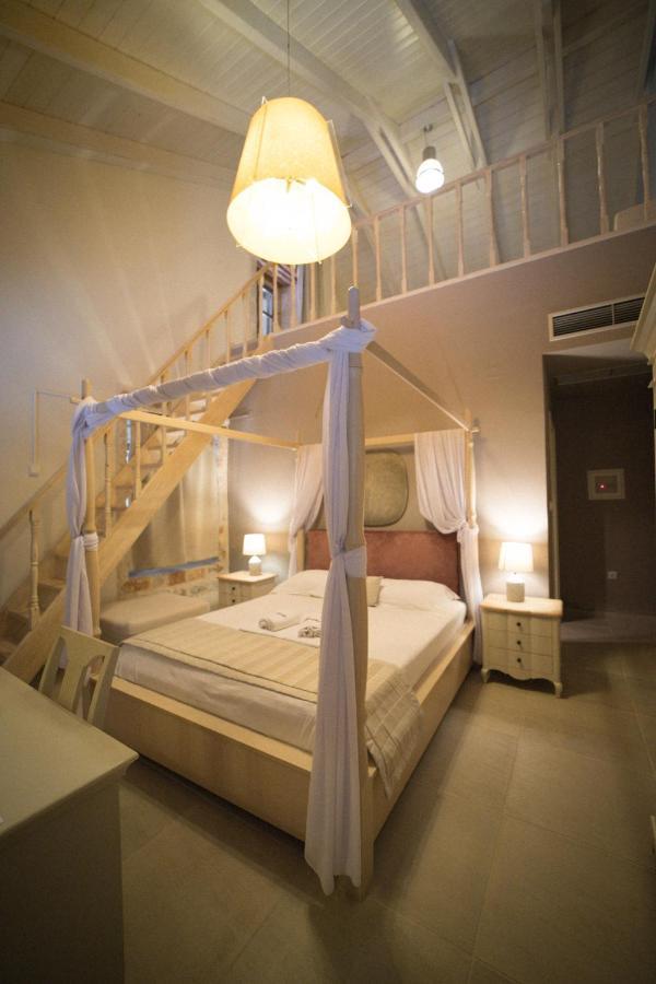 Alicelia Boutique Inn Vathy  Bagian luar foto