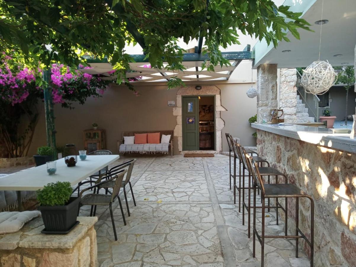 Alicelia Boutique Inn Vathy  Bagian luar foto
