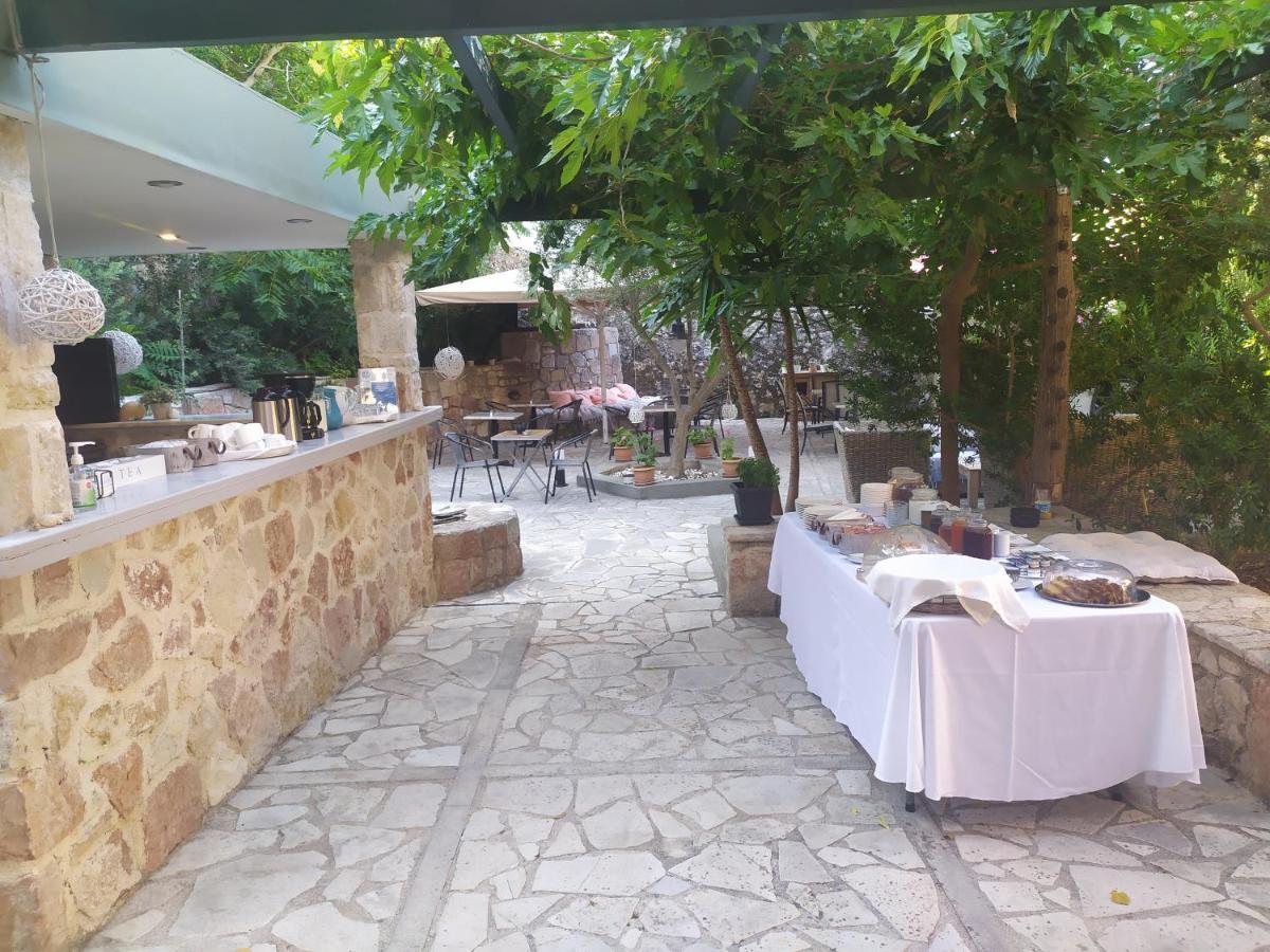 Alicelia Boutique Inn Vathy  Bagian luar foto