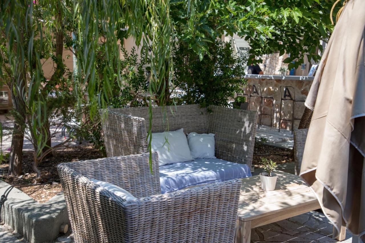 Alicelia Boutique Inn Vathy  Bagian luar foto