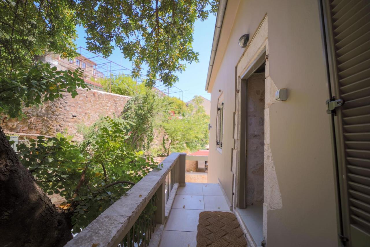 Alicelia Boutique Inn Vathy  Bagian luar foto