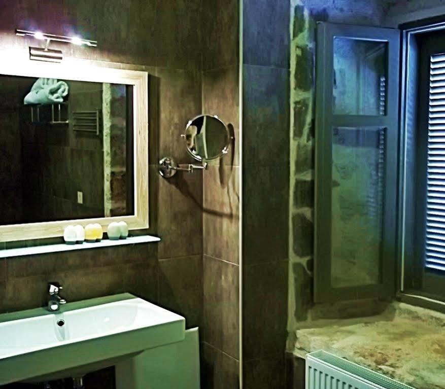 Alicelia Boutique Inn Vathy  Bagian luar foto